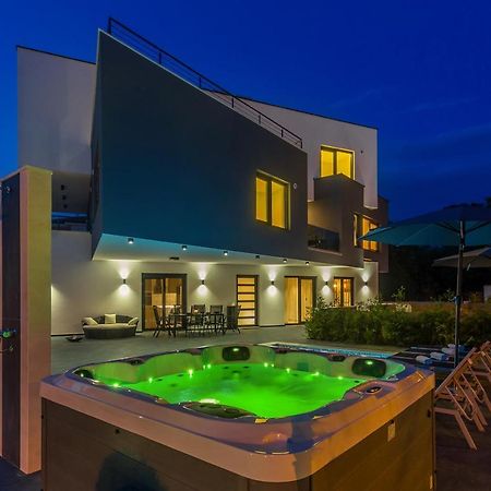 Luxury Apartment Noa Njivice Exterior foto